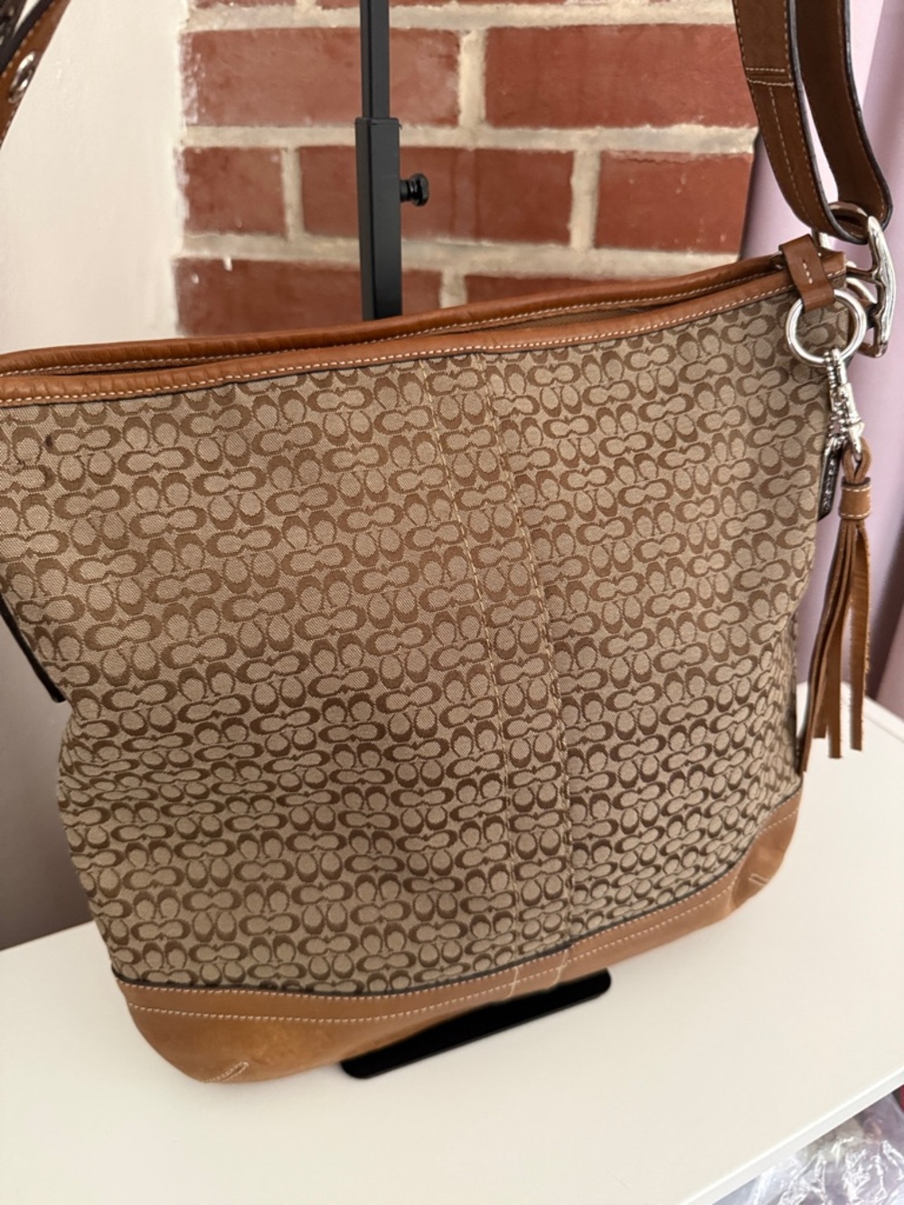 Coach Signature Crossbody Shoulder Bag F10416 Brown Tan Canvas Leather Tassel - Picture 4 of 8